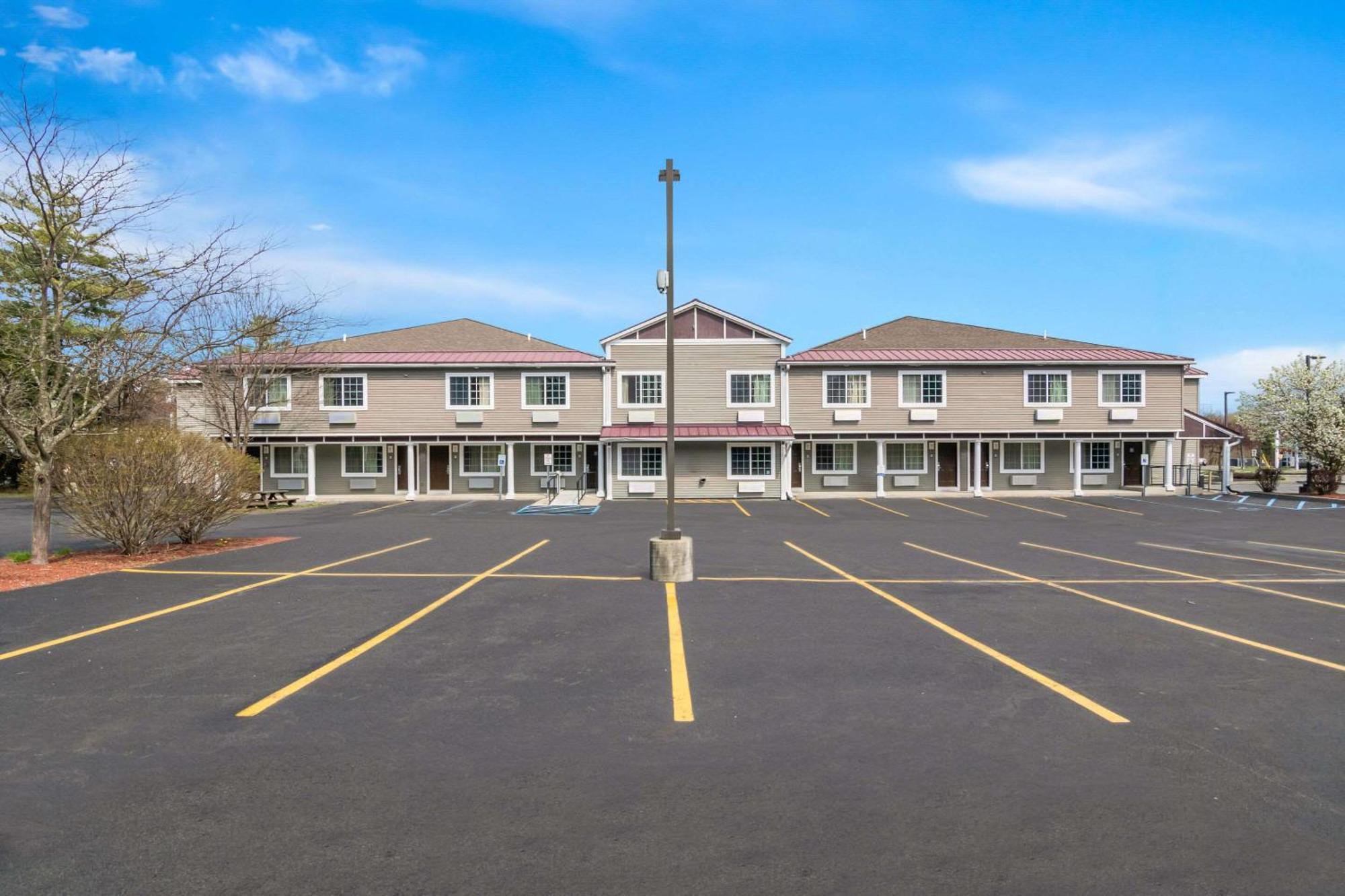 Quality Inn Queensbury Eksteriør bilde